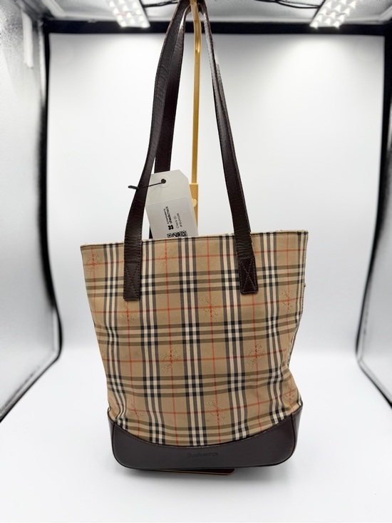 Burberry Handbags - Pre-Owned Burberry Beige Plaid Tote with Brown Leather Trim with COA